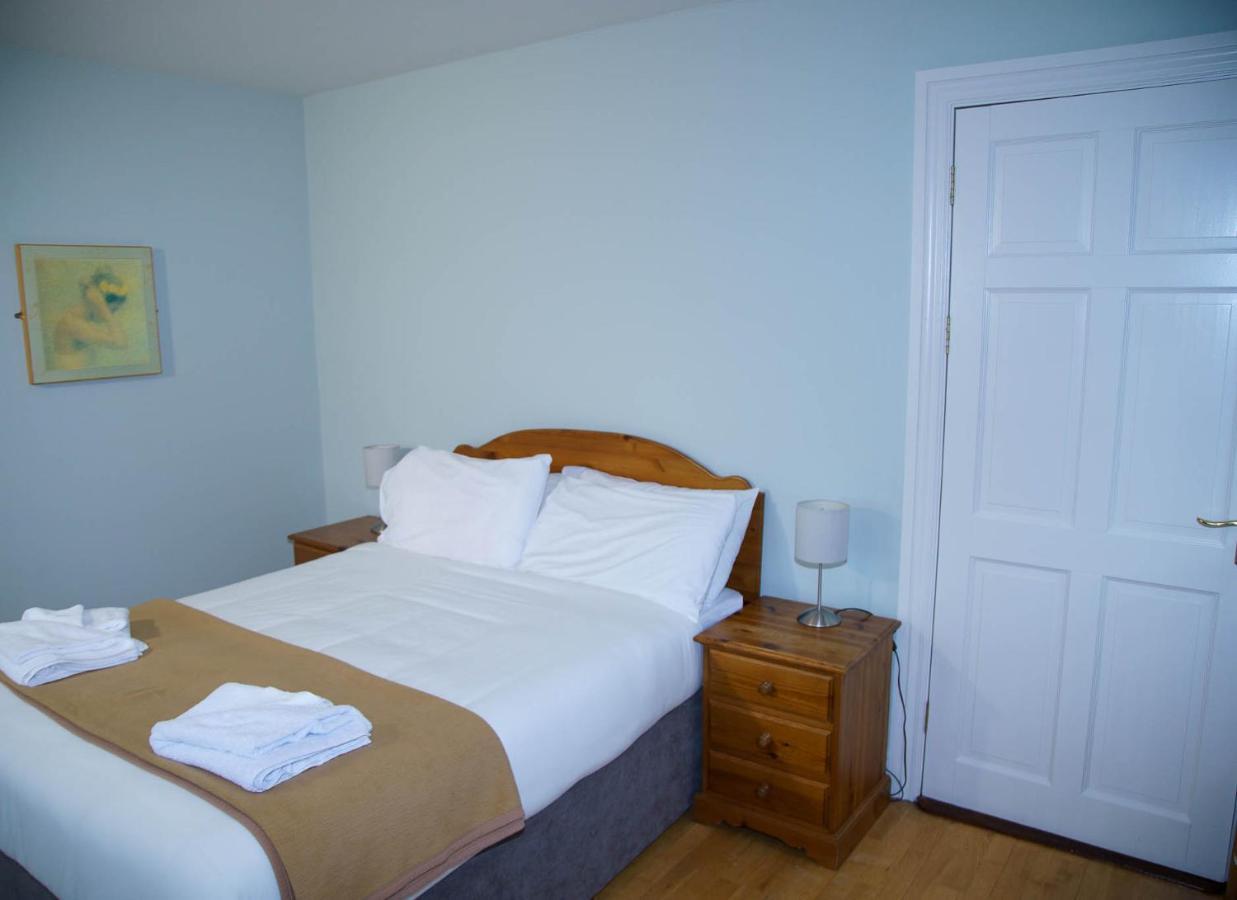 Dingle Courtyard Cottages 4 Bed By Trident Holiday Homes Екстериор снимка